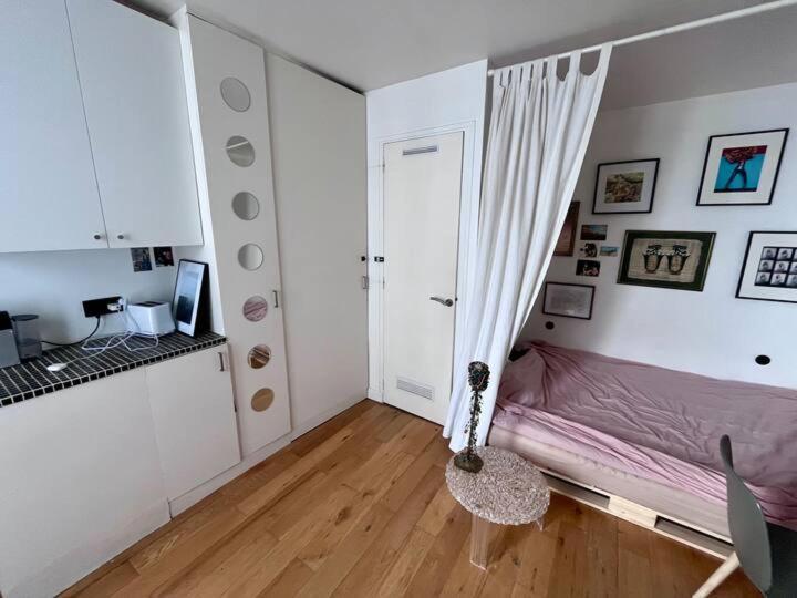 Appartement Cosy, Canal Saint-martin Parijs